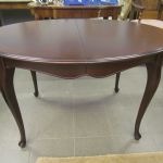 711 8621 DINING TABLE